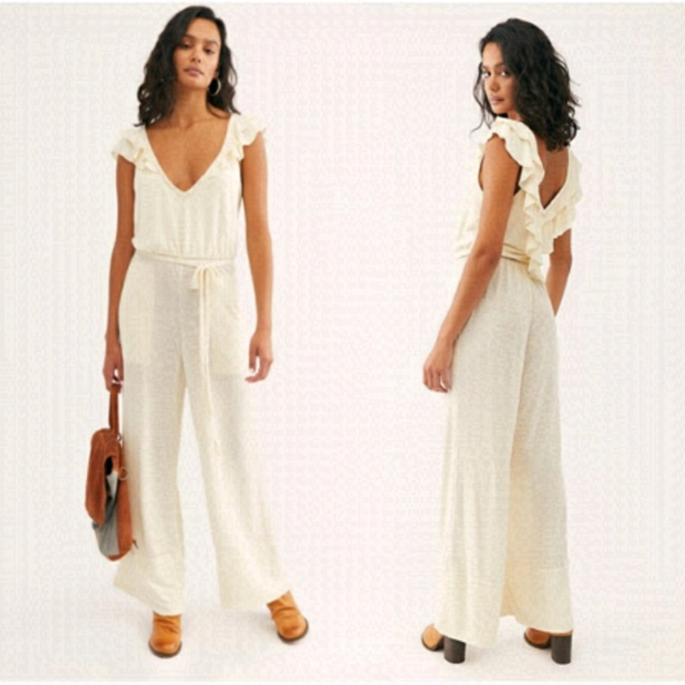 FREE People Calluna Jumpsuit in cream sleeveless Size XS